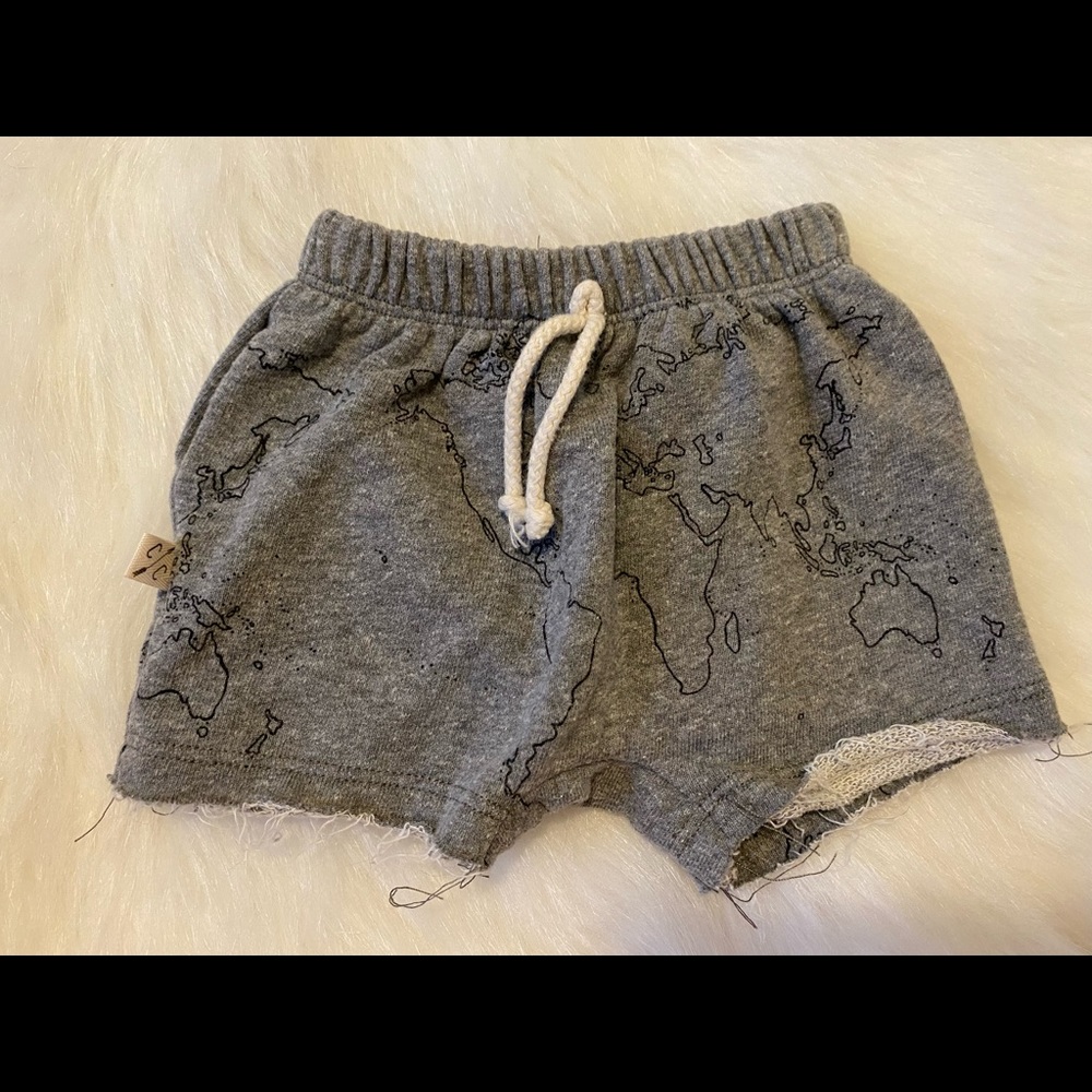 Childhoods Map Shorts